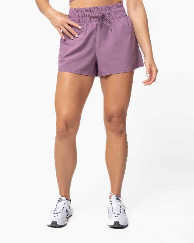 Knock Out Shorts - Hazy Lilac