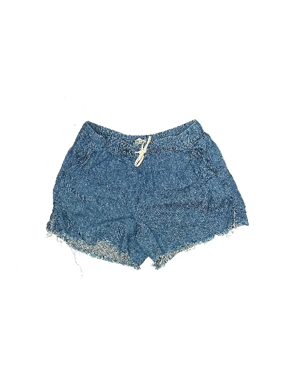 Mid-Rise Denim Shorts in Medium Wash