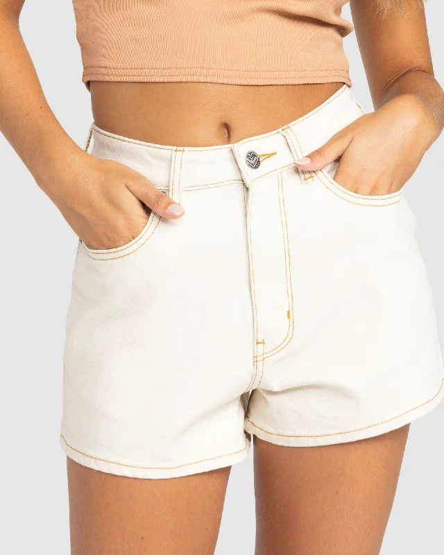 Womens Chlo Short Natural Shorts